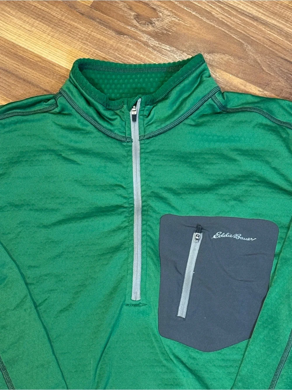 Eddie Bauer Men’s Green FreeHeat Quarter-Zip with Chest Pocket, Size XL